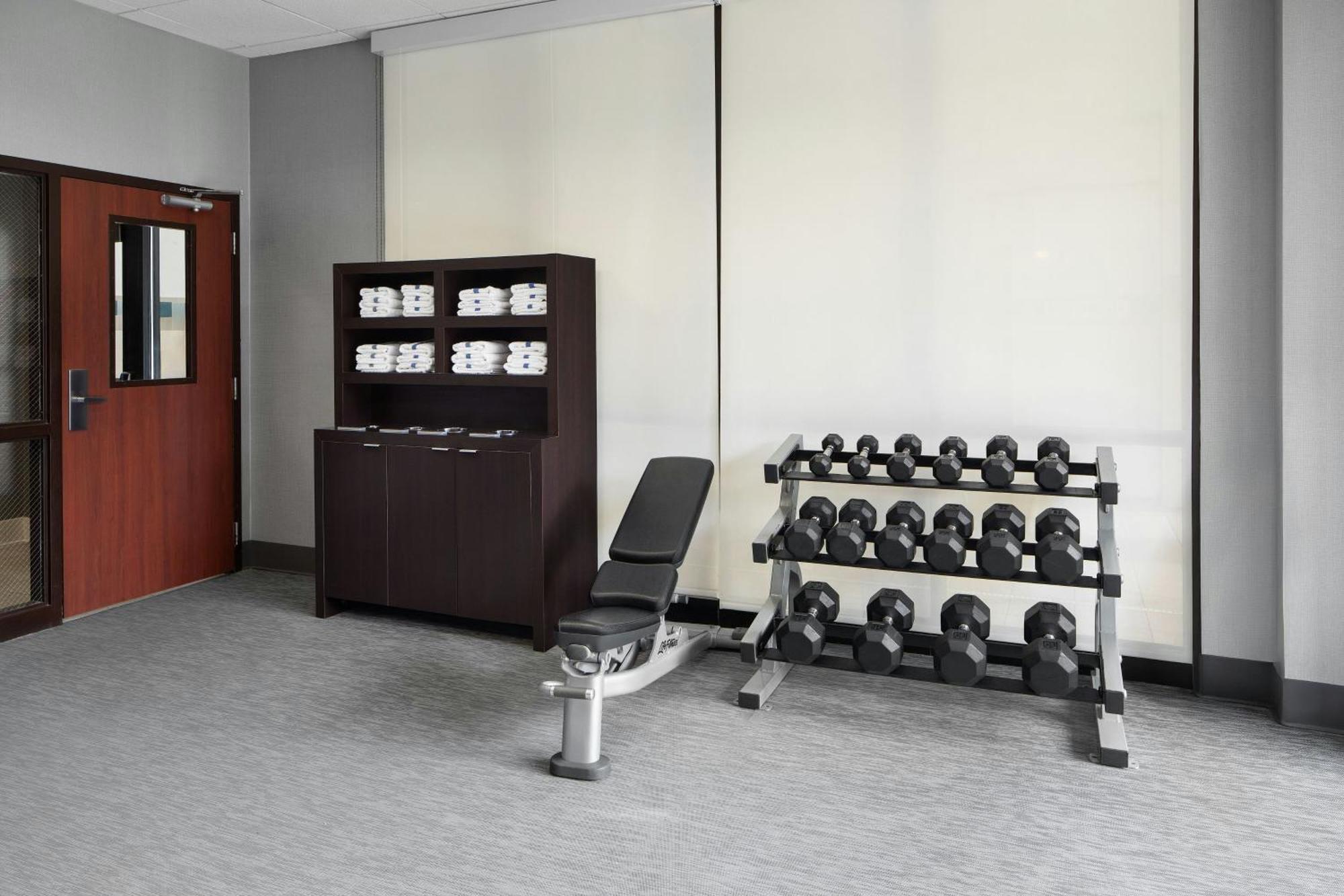 Courtyard By Marriott Knoxville Airport Алкоа Екстериор снимка