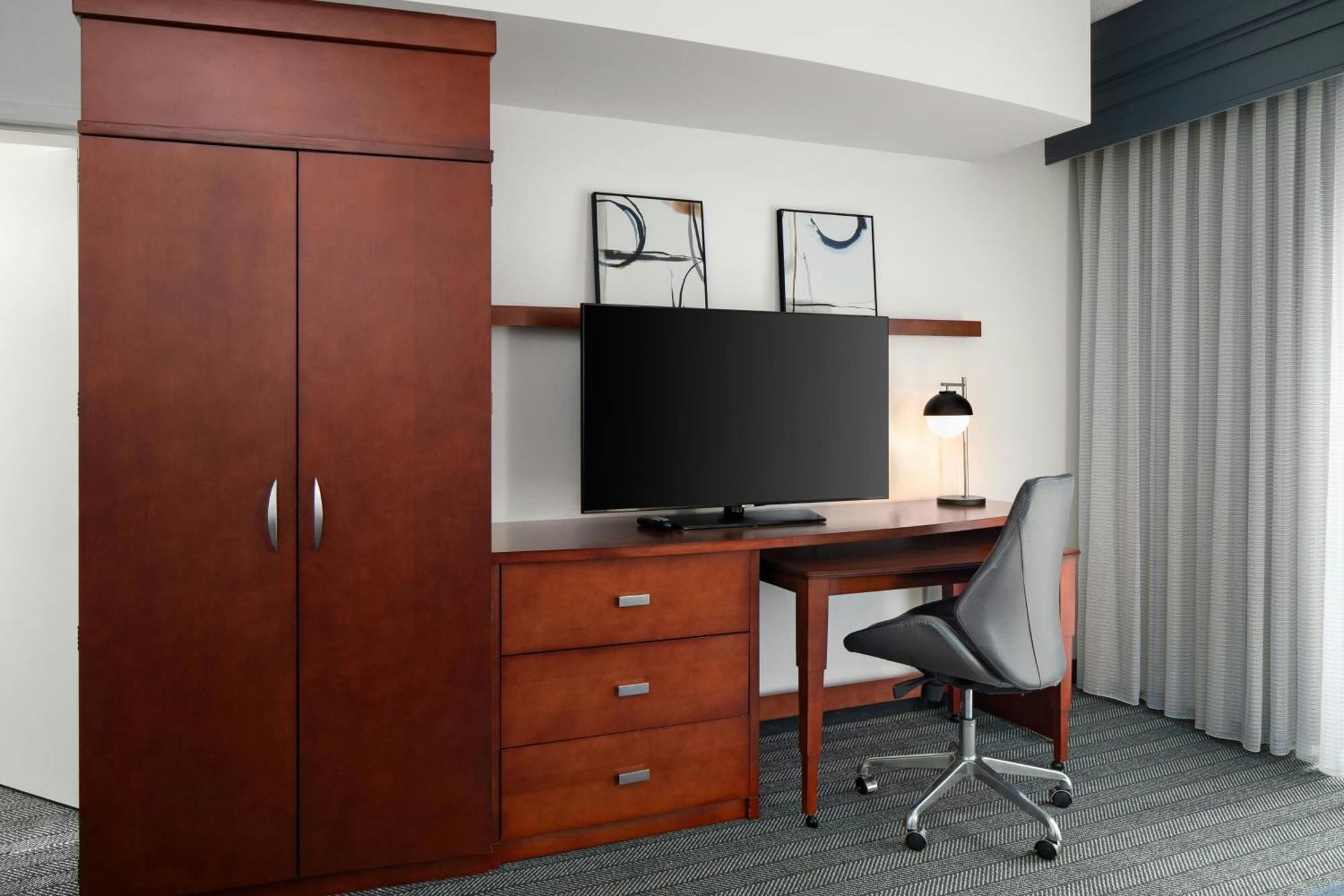 Courtyard By Marriott Knoxville Airport Алкоа Екстериор снимка