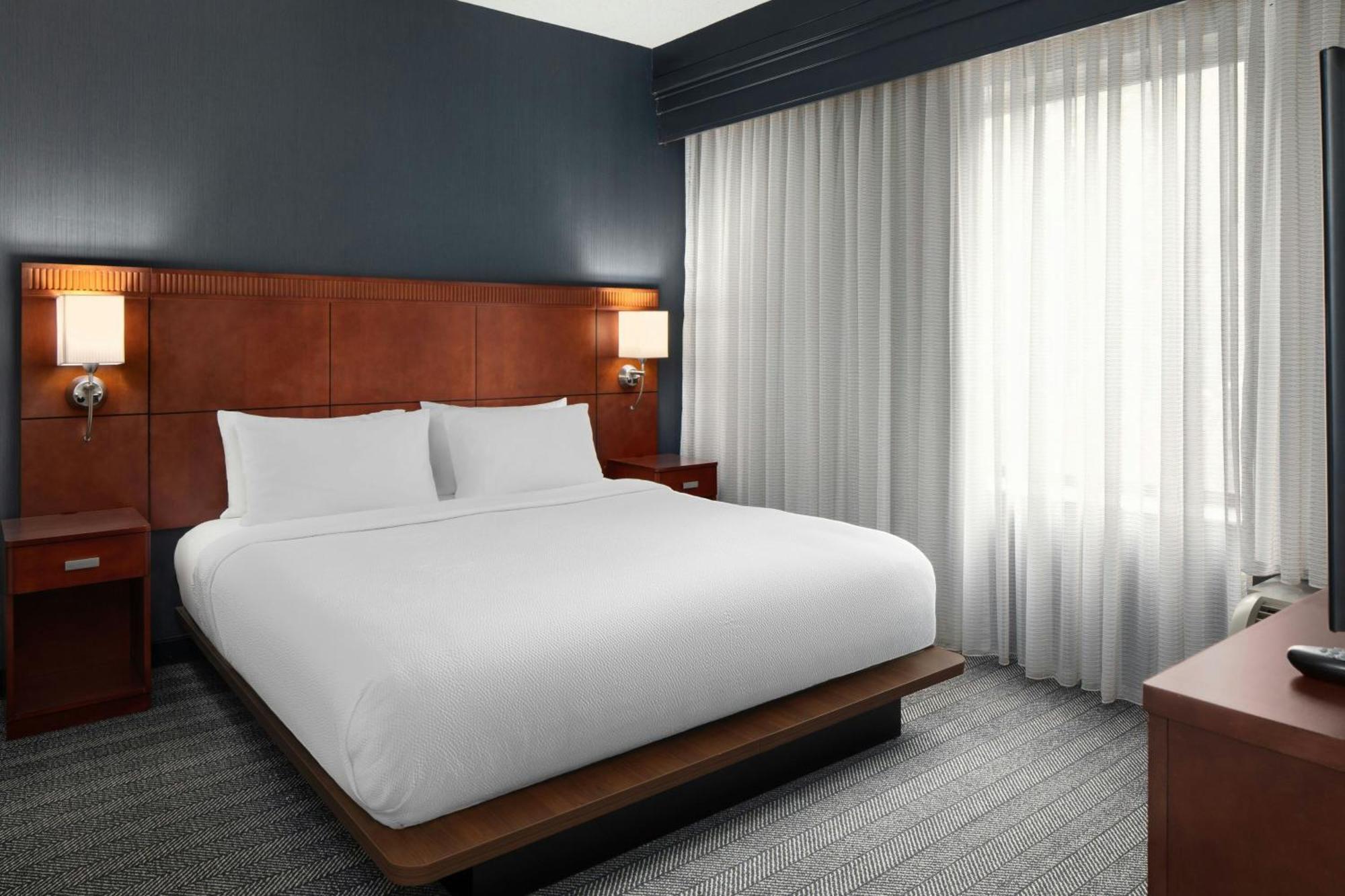 Courtyard By Marriott Knoxville Airport Алкоа Екстериор снимка